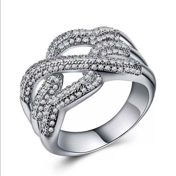 Infinity new sterling silver white sapphire ring - Picture 3 of 3